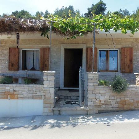 ヴェラ・ルカ Stiniva-Stone Houseヴィラ エクステリア 写真